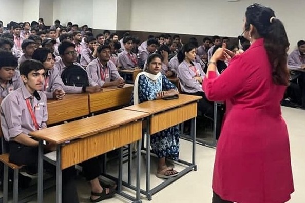 Relive the Empowering Seminar on Image Projection & Image Building